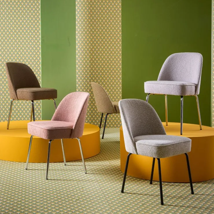 Trendhopper Eetkamerstoel Vogue Lima Curry met chromen poten^ Eetkamerstoelen