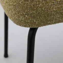 Trendhopper Eetkamerstoel Vogue Lima Curry met zwarte poten^ Eetkamerstoelen