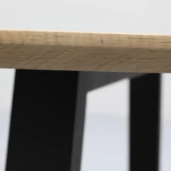 Trendhopper Eettafel Haiko Organisch^ Eetkamertafels